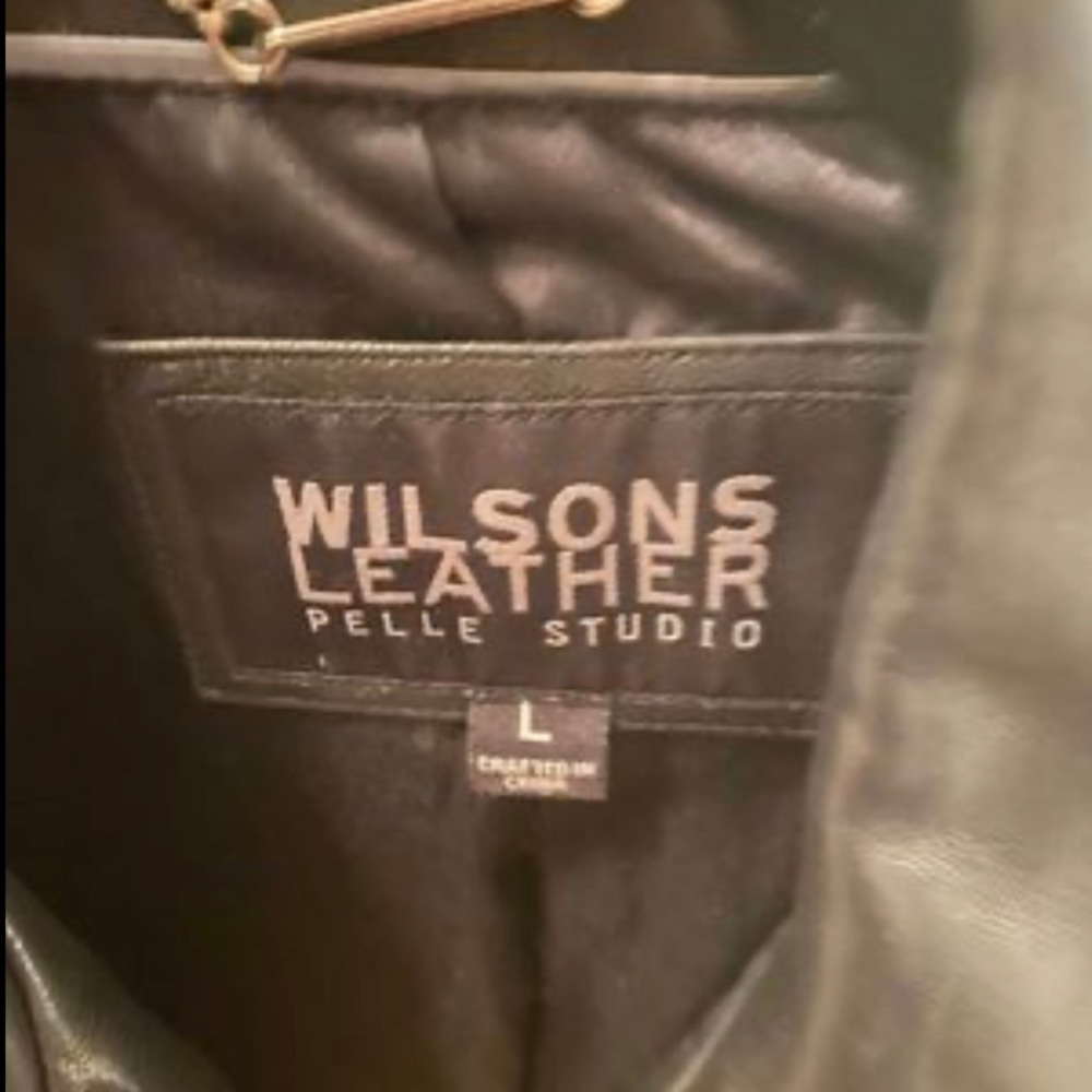 Women’s leather jacket
